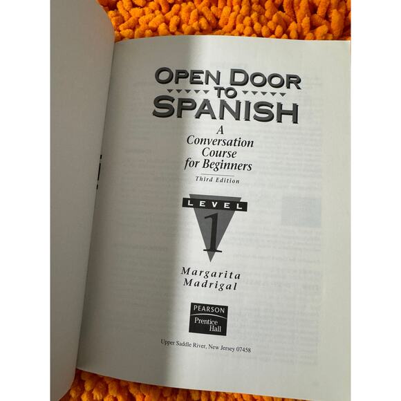Open Door to Spanish: A Conversation Course for Beginners, Level 1 3rd Edition - Picture 2 of 5